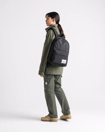 Herschel Supply Co. Classic Backpack, Black (New), Standard-26L